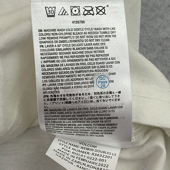 Volcom Werkin Doubles T Shirt Girls Size M Star White Long Sleeve Tee NEW - Picture 8 of 9